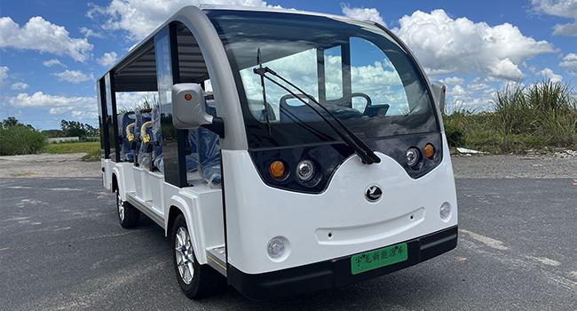 開(kāi)放式觀(guān)光車(chē)